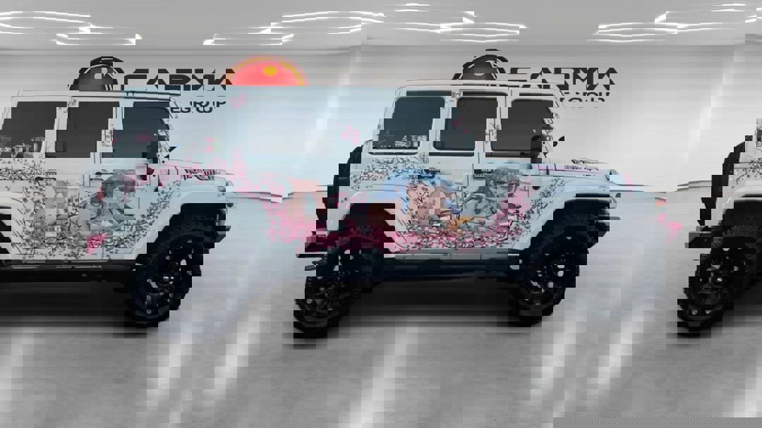 Used 2013 Jeep Wrangler Unlimited Sahara w/ Connectivity Group image 6