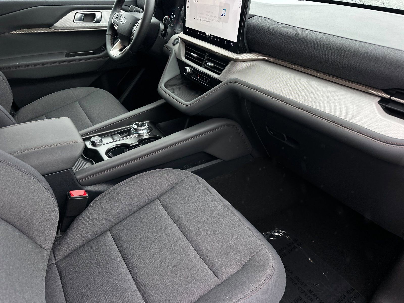 New 2026 Ford Explorer Active image 17