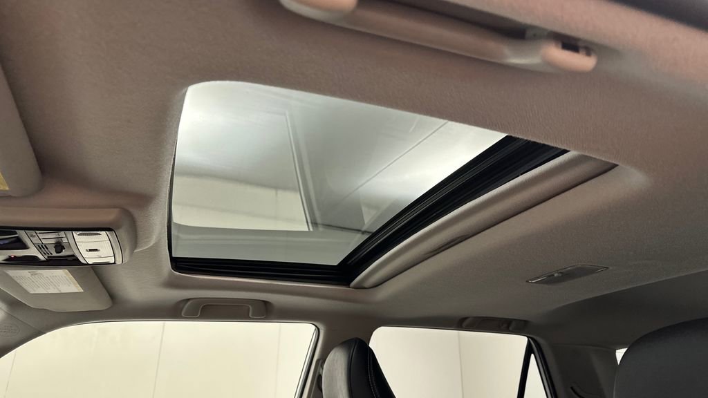 Certified 2022 Toyota 4Runner SR5 Premium w/ Moonroof Package image 18