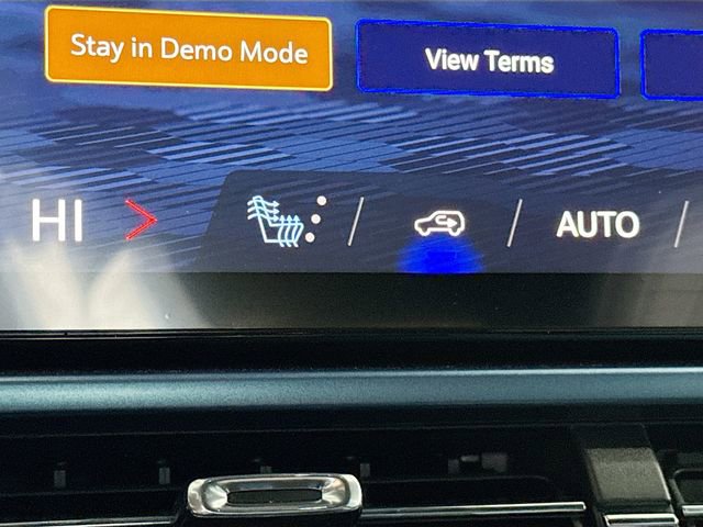 New 2026 Chevrolet Equinox EV LT image 21
