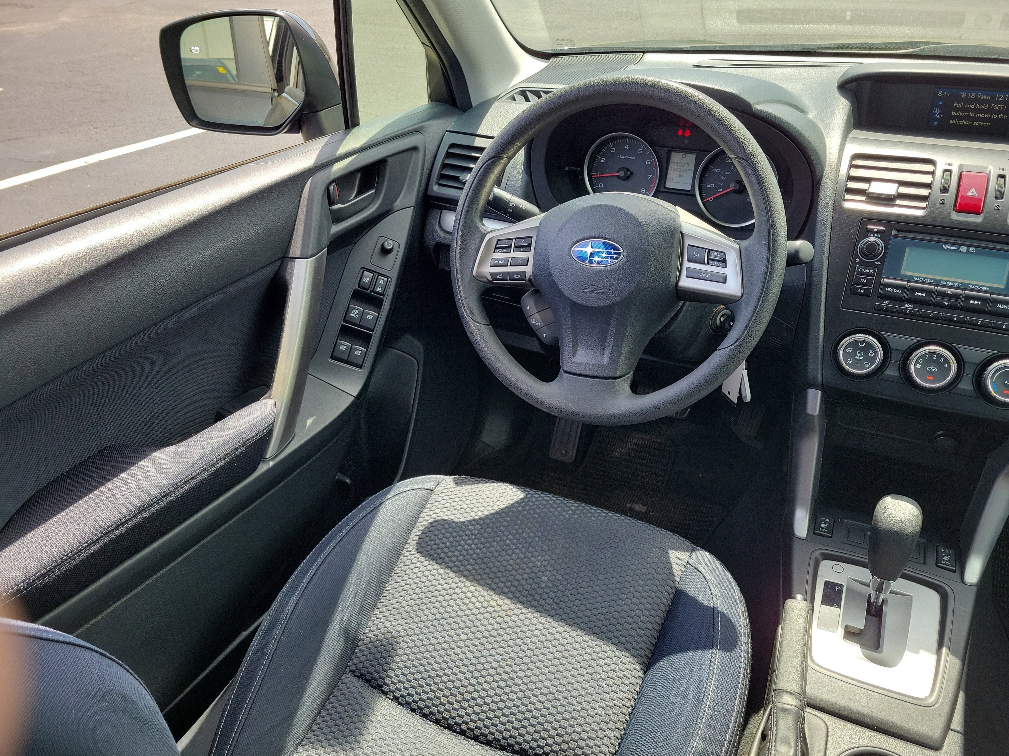 Used 2015 Subaru Forester 2.5i Premium w/ All-Weather Package AWD/4WD image 16
