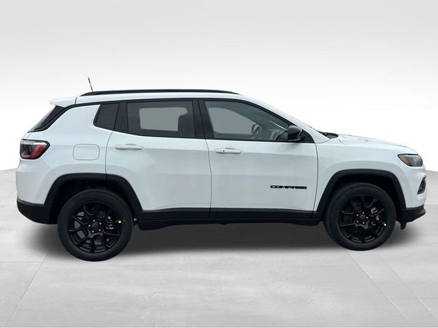 New 2026 Jeep Compass Latitude image 8