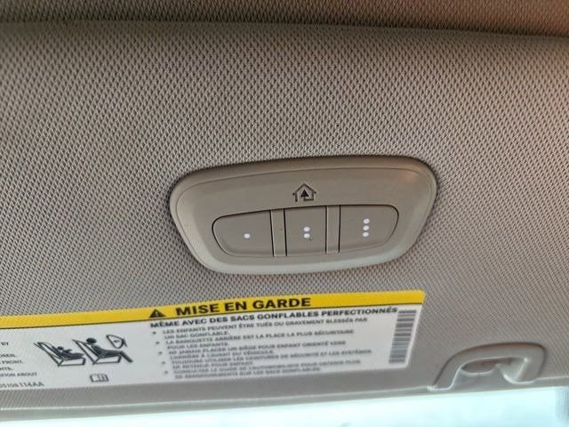 Used 2022 Chrysler Pacifica Touring-L w/ Uconnect Theater Family Group image 29