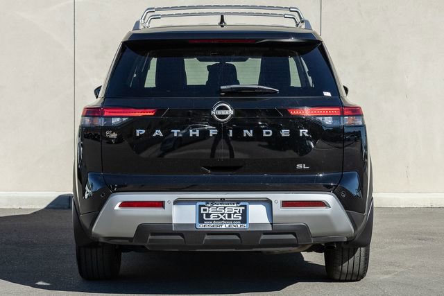 Used 2023 Nissan Pathfinder SL image 4