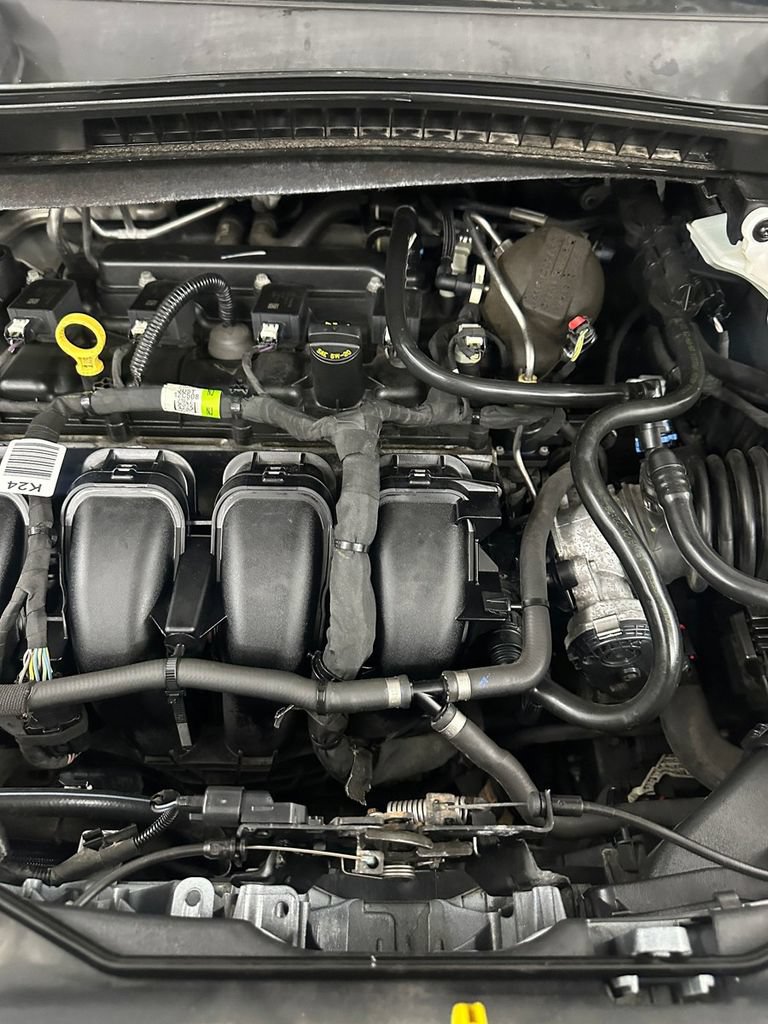 Used 2022 Ford Transit Connect XLT FWD image 7