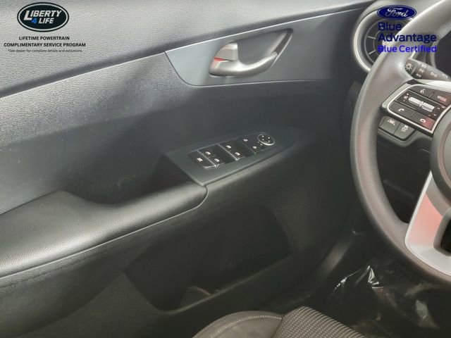 Used 2020 Kia Forte LXS image 31