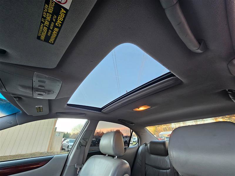 Used 2004 Lexus ES 330 image 16