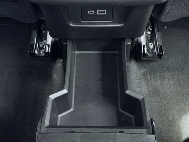 Used 2024 Cadillac XT6 Luxury w/ LPO, Floor Liner Package AWD/4WD image 35