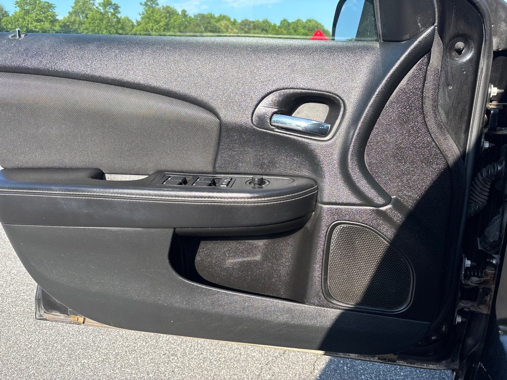 Used 2013 Dodge Avenger SE FWD image 10