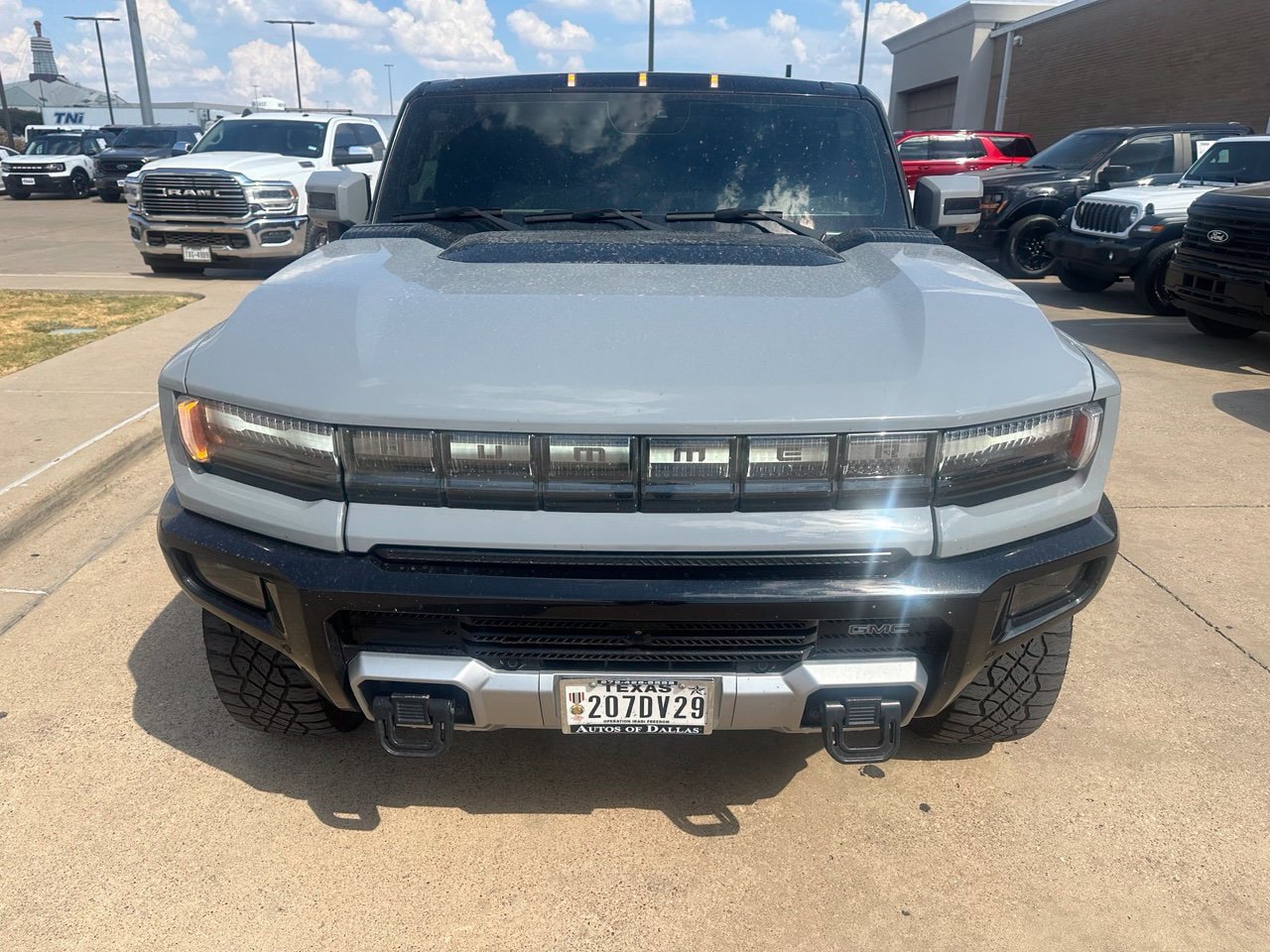 Used 2024 GMC Hummer EV 2X w/ Extreme Off-Road Package AWD/4WD image 12
