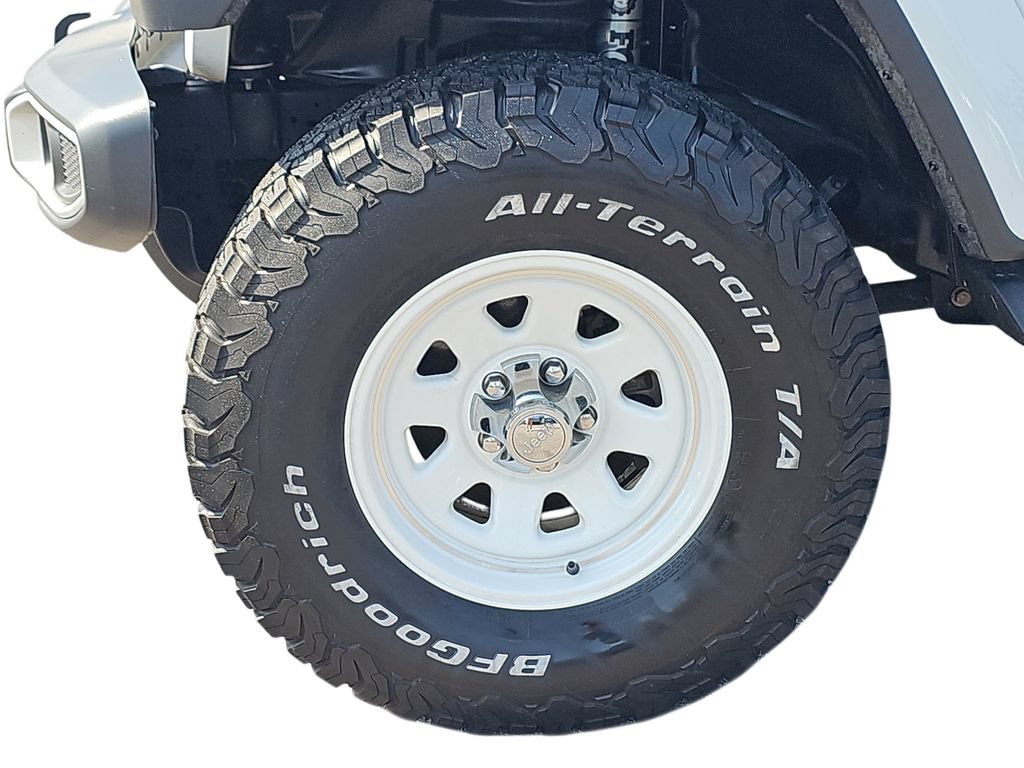 Used 2020 Jeep Gladiator Overland AWD/4WD image 30