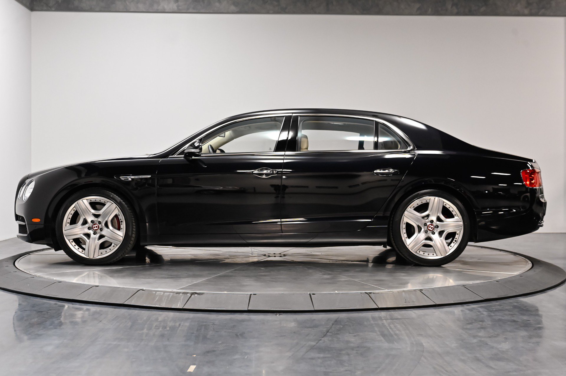 Used 2015 Bentley Flying Spur V8 AWD/4WD image 47