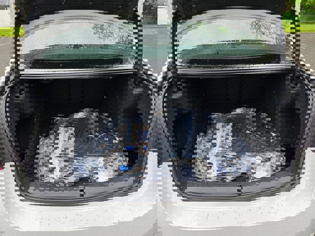 New 2025 BMW 330i xDrive Sedan w/ Premium Package image 24