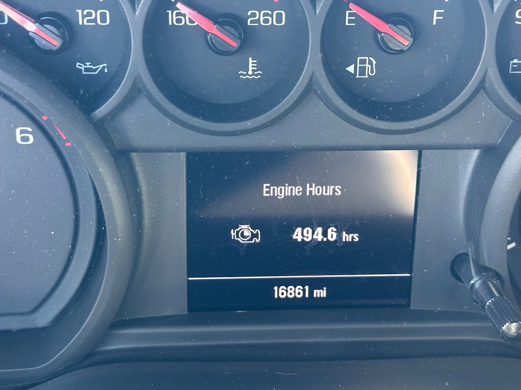 Used 2024 Chevrolet Silverado 1500 Custom w/ Dark Appearance Package image 6