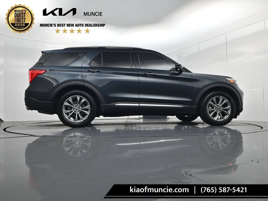 Used 2023 Ford Explorer Limited w/ Equipment Group 301A RWD image 45