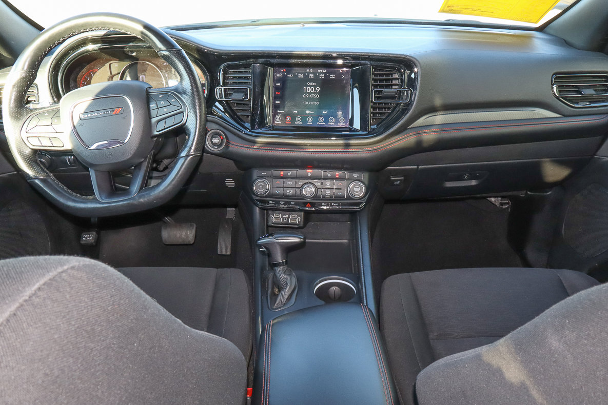 Used 2023 Dodge Durango GT image 11