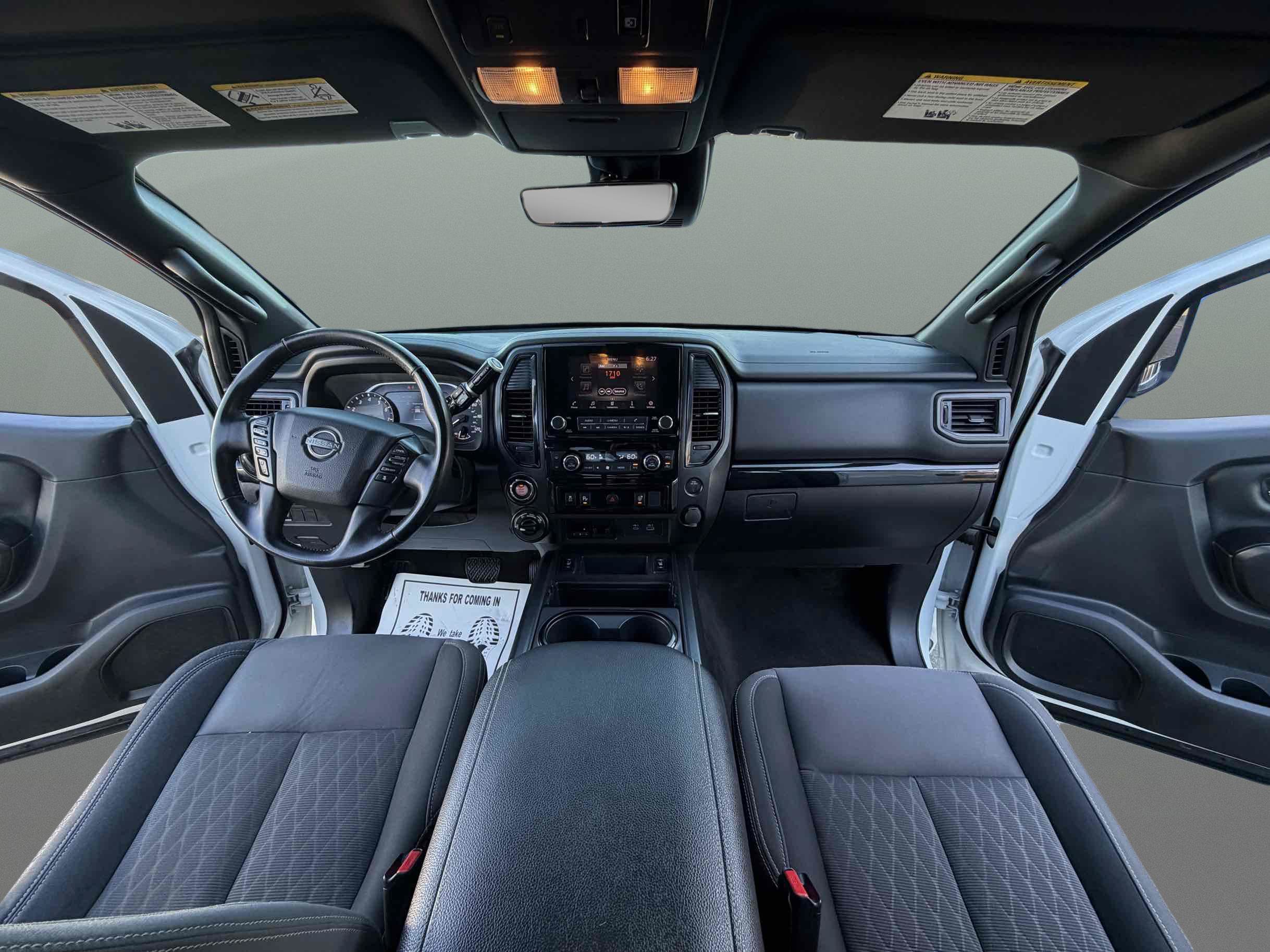 Used 2023 Nissan Titan SV w/ SV Convenience Package AWD/4WD image 9