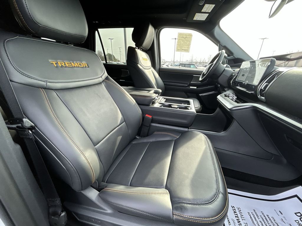New 2026 Ford Expedition Tremor image 31