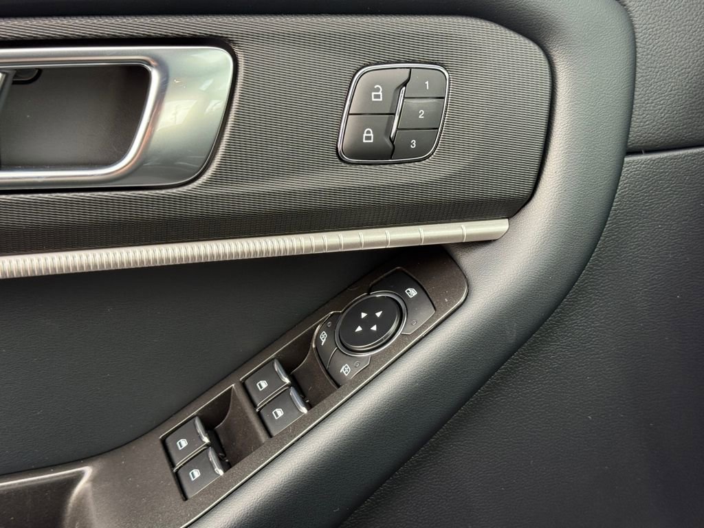 New 2026 Ford Explorer Tremor image 26