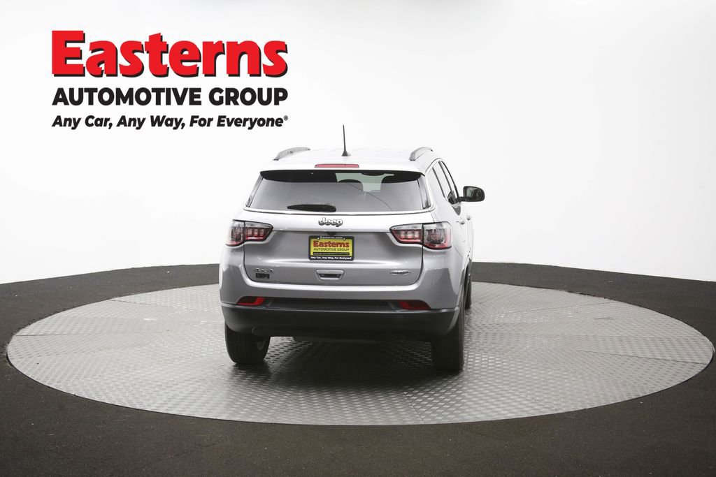 Used 2022 Jeep Compass Latitude w/ Convenience Group AWD/4WD image 37