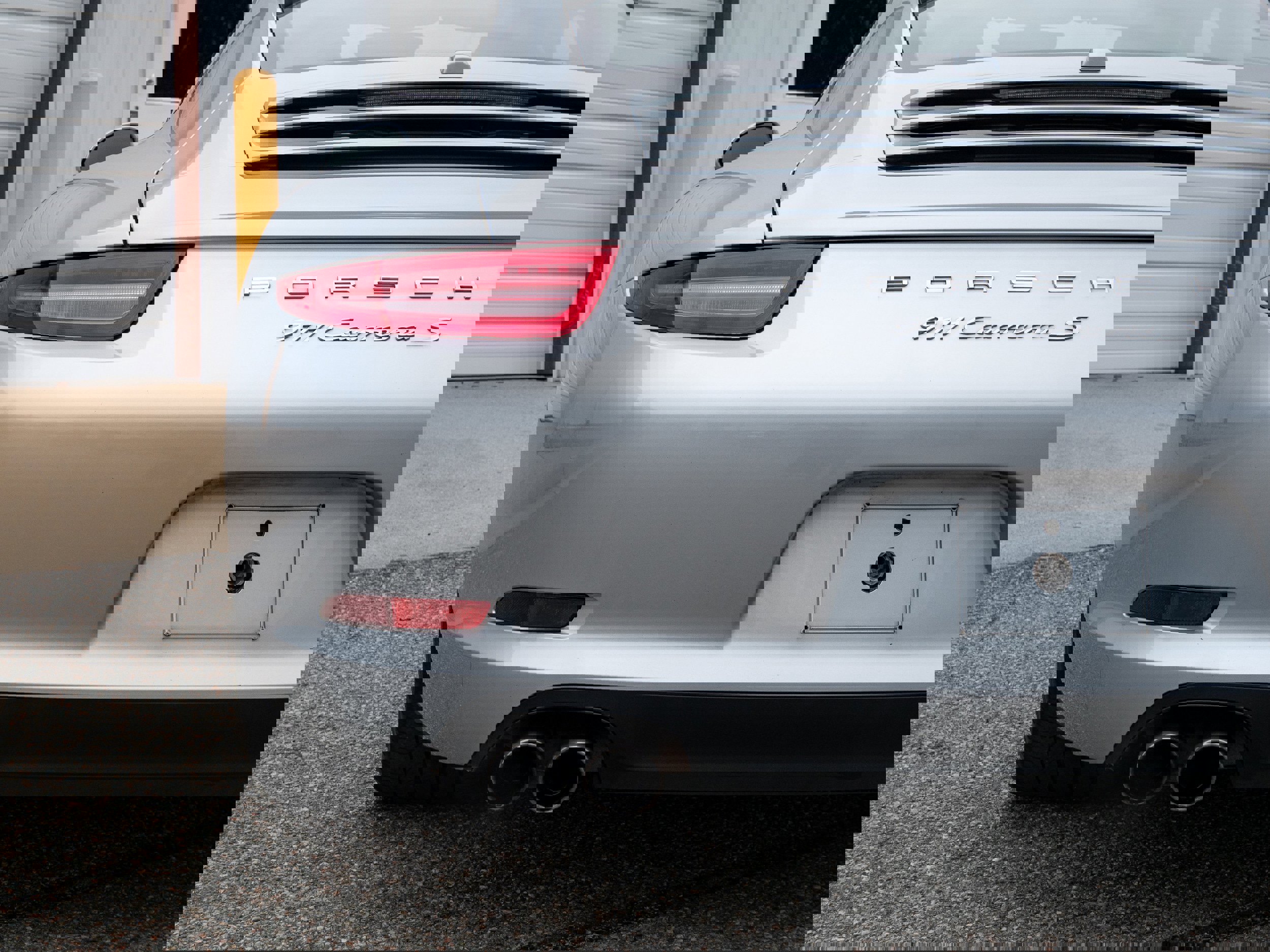 Used 2015 Porsche 911 Carrera S image 15