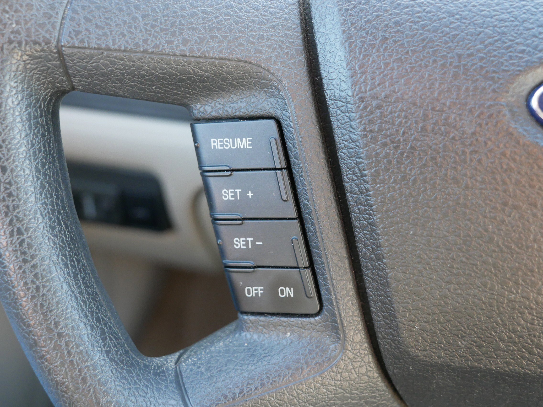 Used 2009 Ford Fusion SE FWD image 30