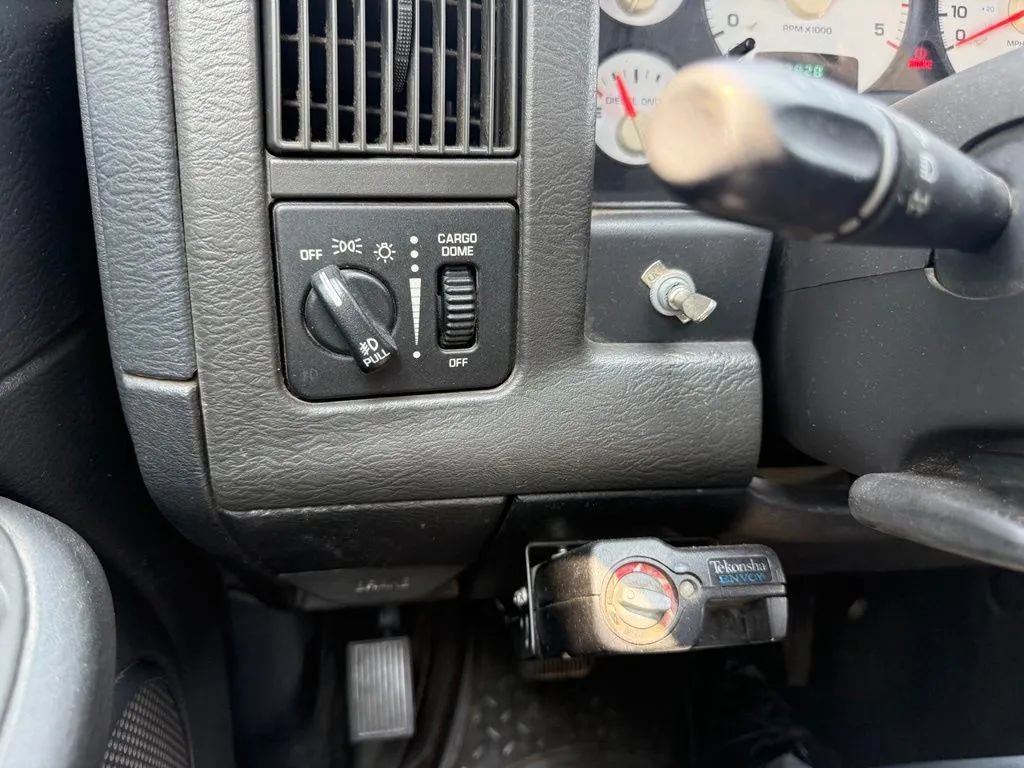 Used 2003 Dodge Ram 3500 Truck 2WD Quad Cab DRW image 21