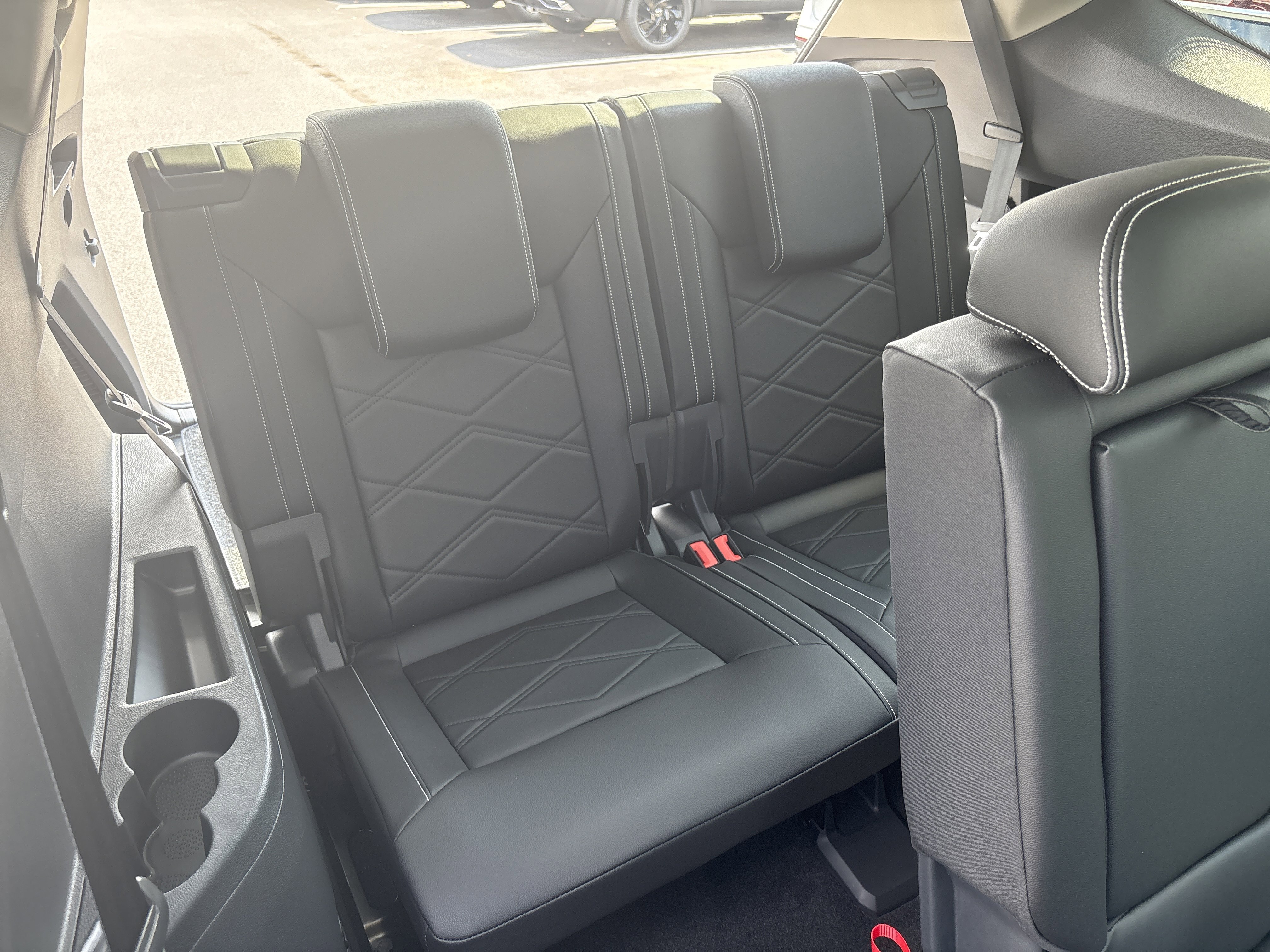 New 2026 Volkswagen Atlas SE image 26