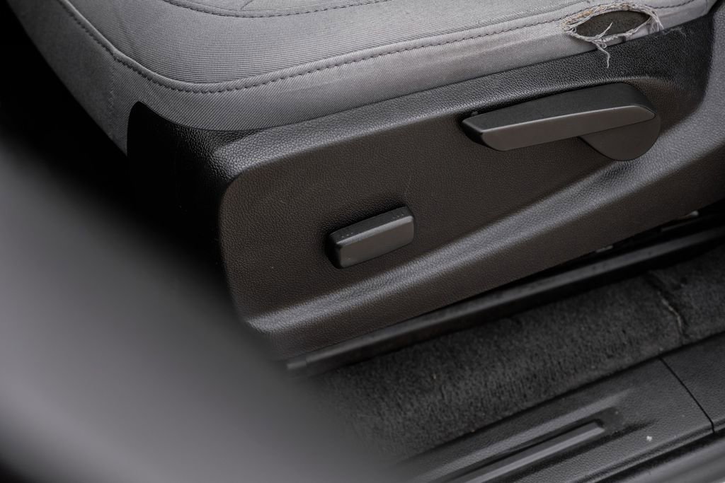 Used 2021 Chevrolet Colorado W/T image 29