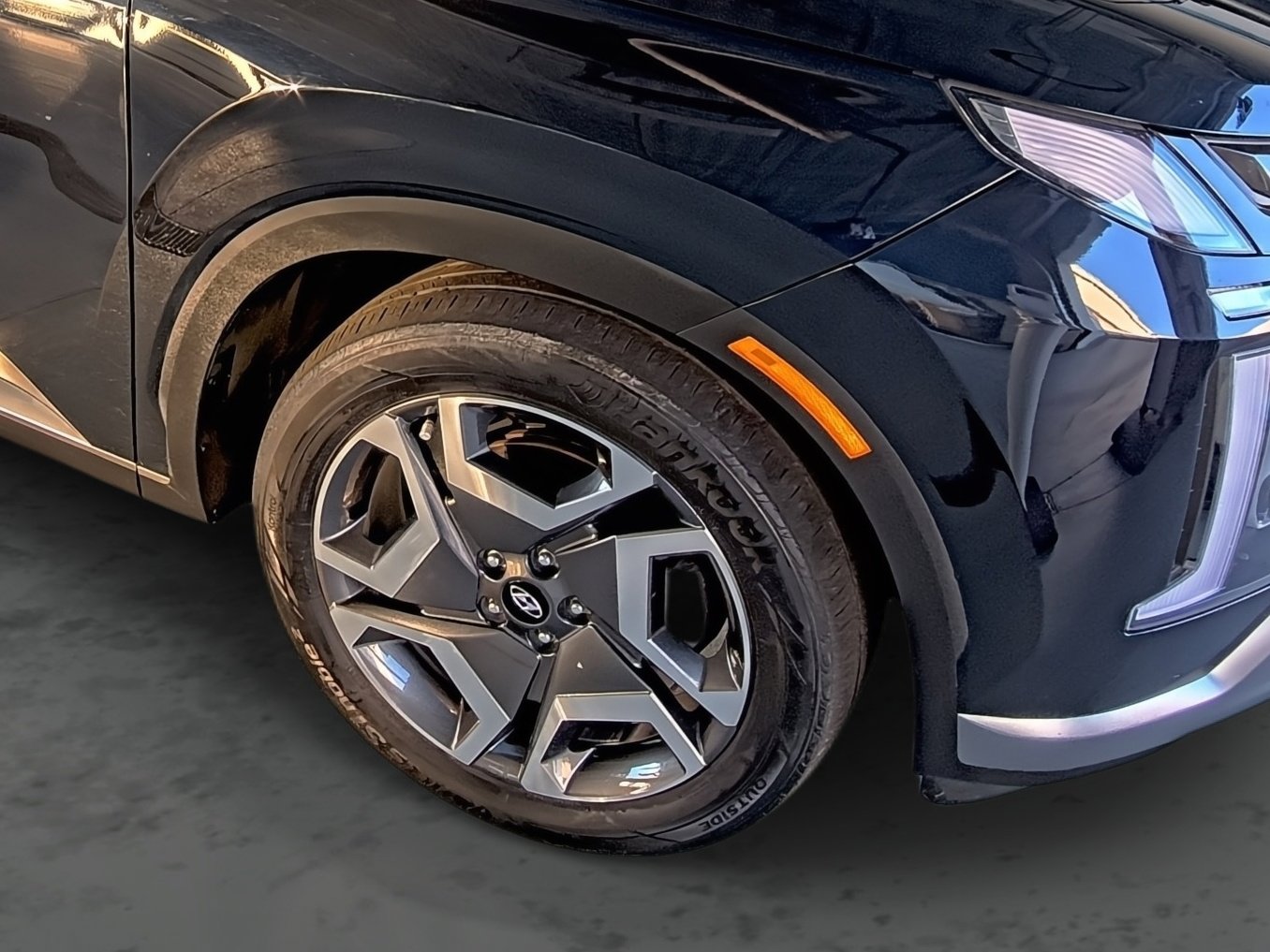 Used 2024 Hyundai Palisade Limited image 16