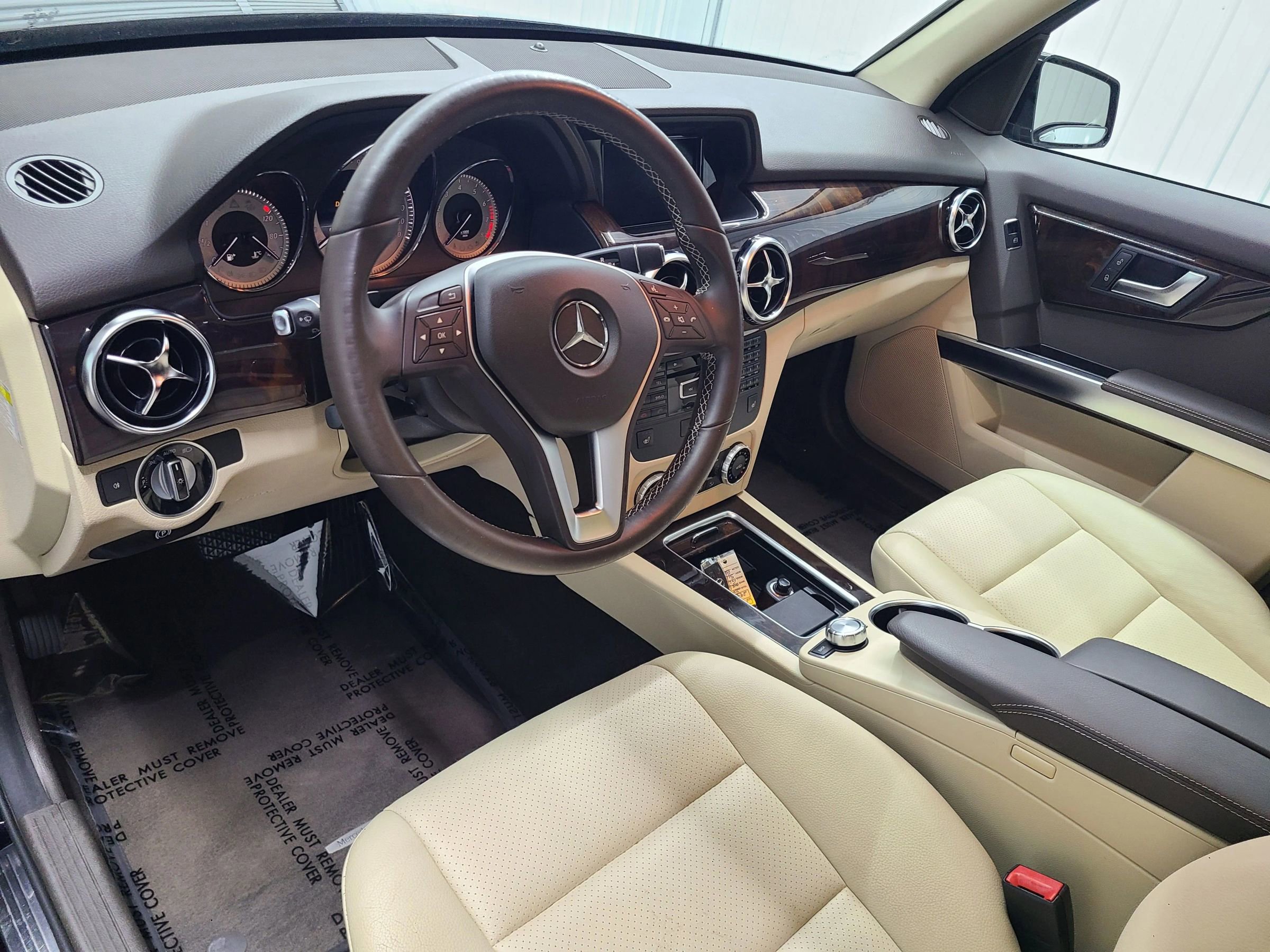 Used 2014 Mercedes-Benz GLK 350 4MATIC image 24