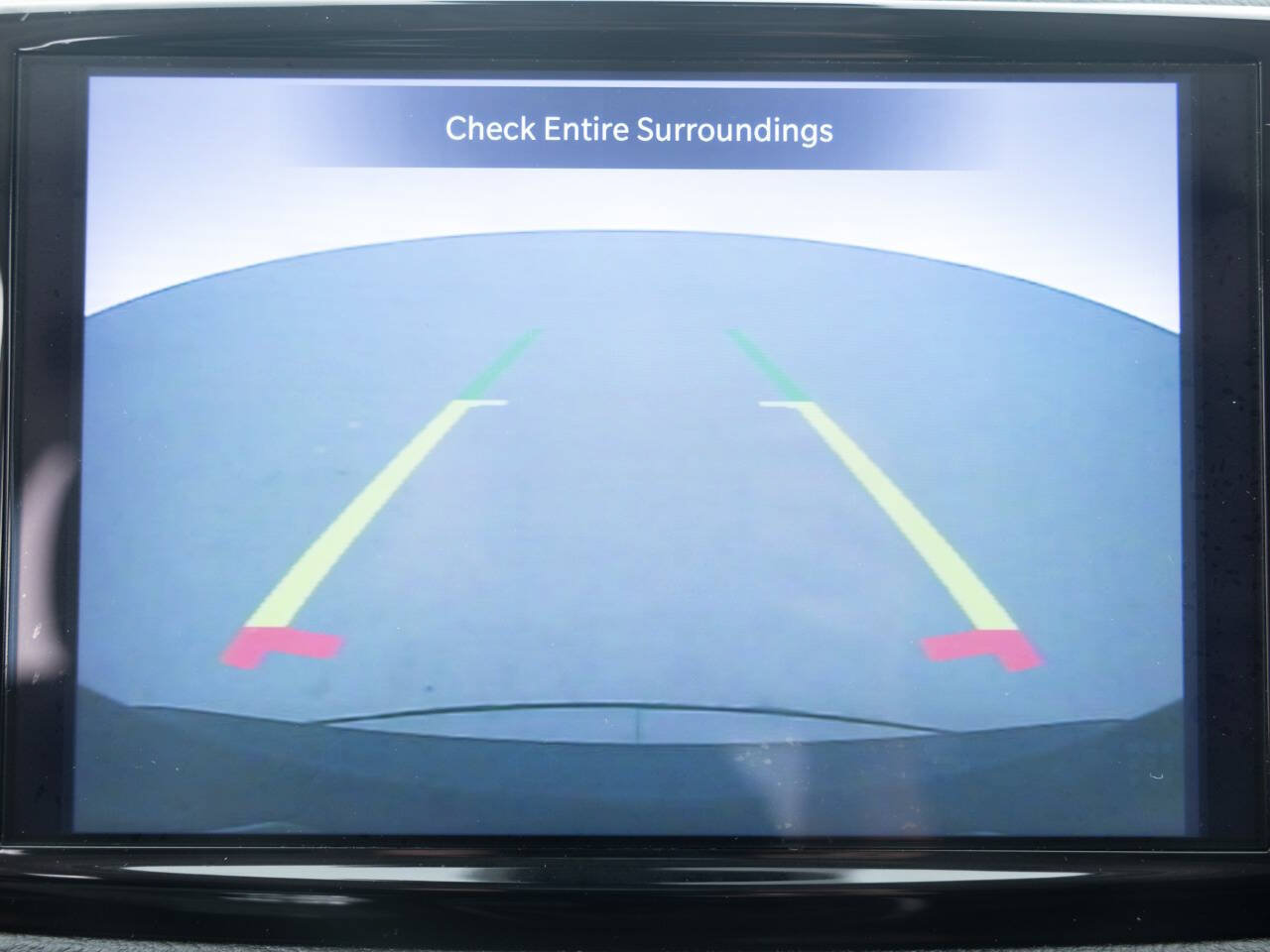 Used 2021 Chrysler Pacifica Touring FWD image 34