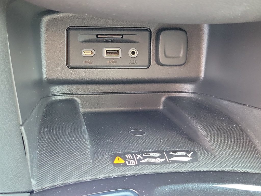 Used 2024 Chevrolet Equinox Premier AWD/4WD image 29