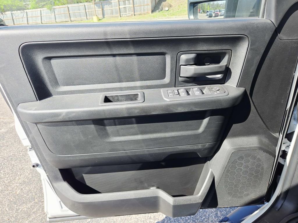New 2026 RAM 3500 Tradesman AWD/4WD image 30