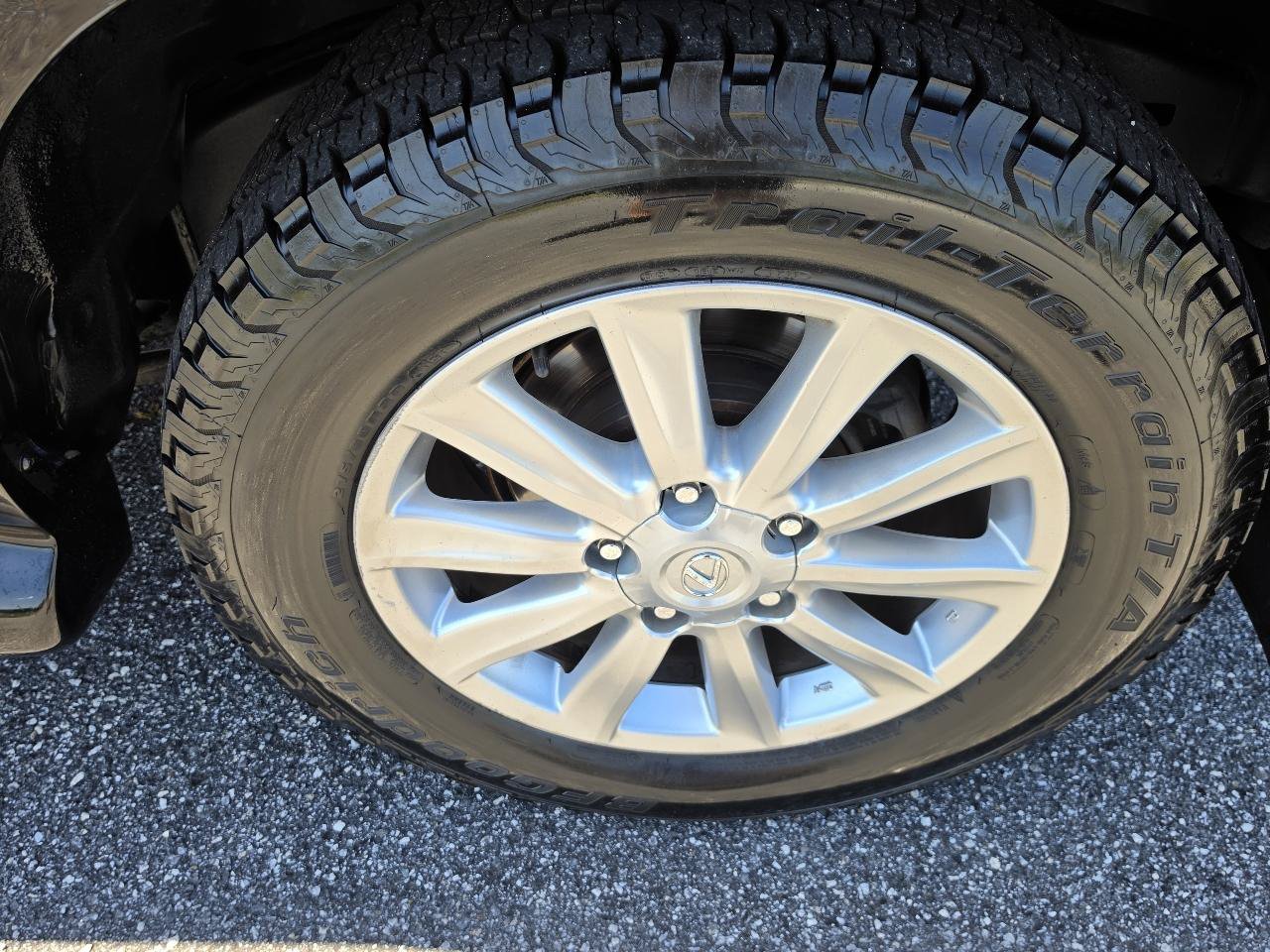 Used 2009 Lexus LX 570 4WD image 8