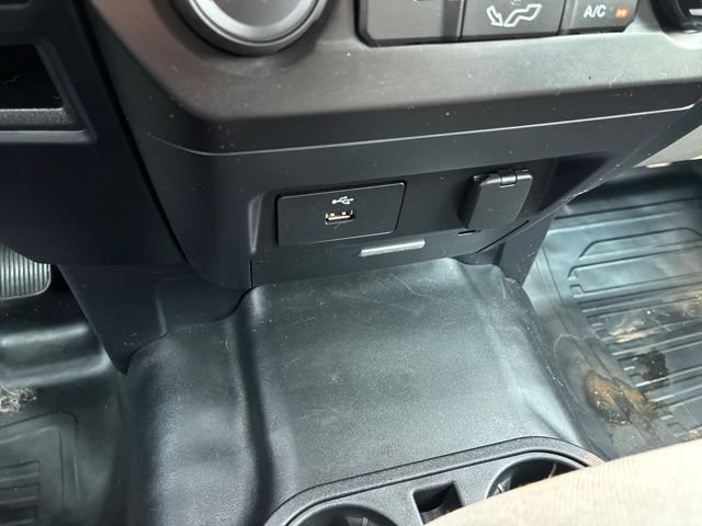 Used 2016 Ford F150 XL w/ Equipment Group 101A Mid AWD/4WD image 35