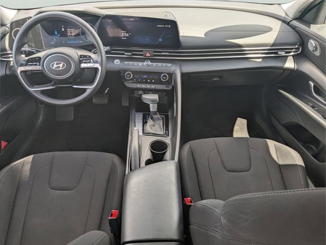 Used 2024 Hyundai Elantra SEL FWD image 10