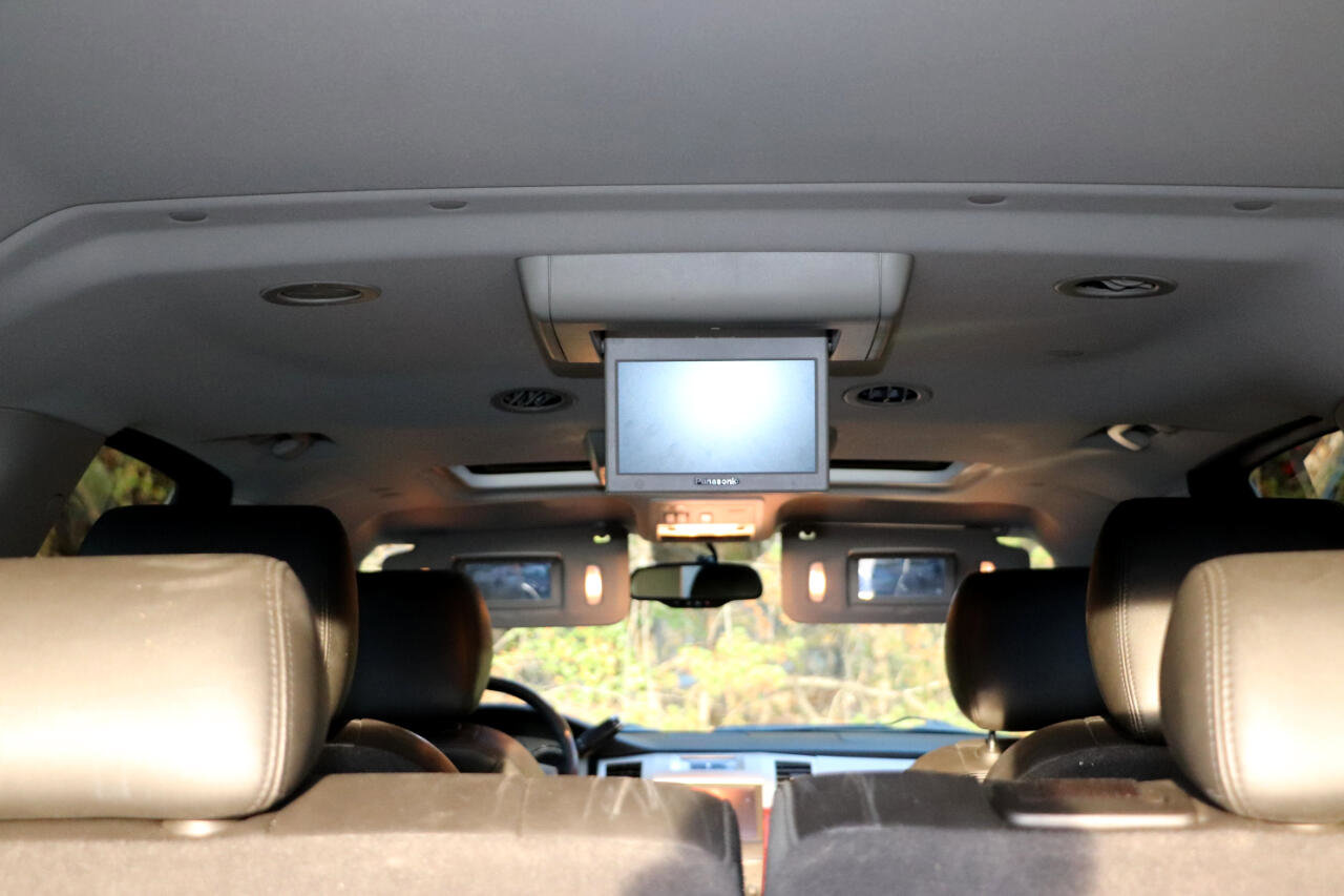 Used 2014 Cadillac Escalade ESV Premium image 7