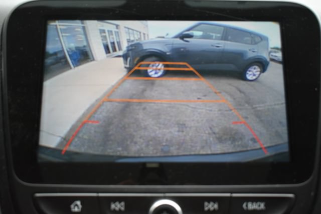 Used 2018 Chevrolet Equinox LT FWD image 28