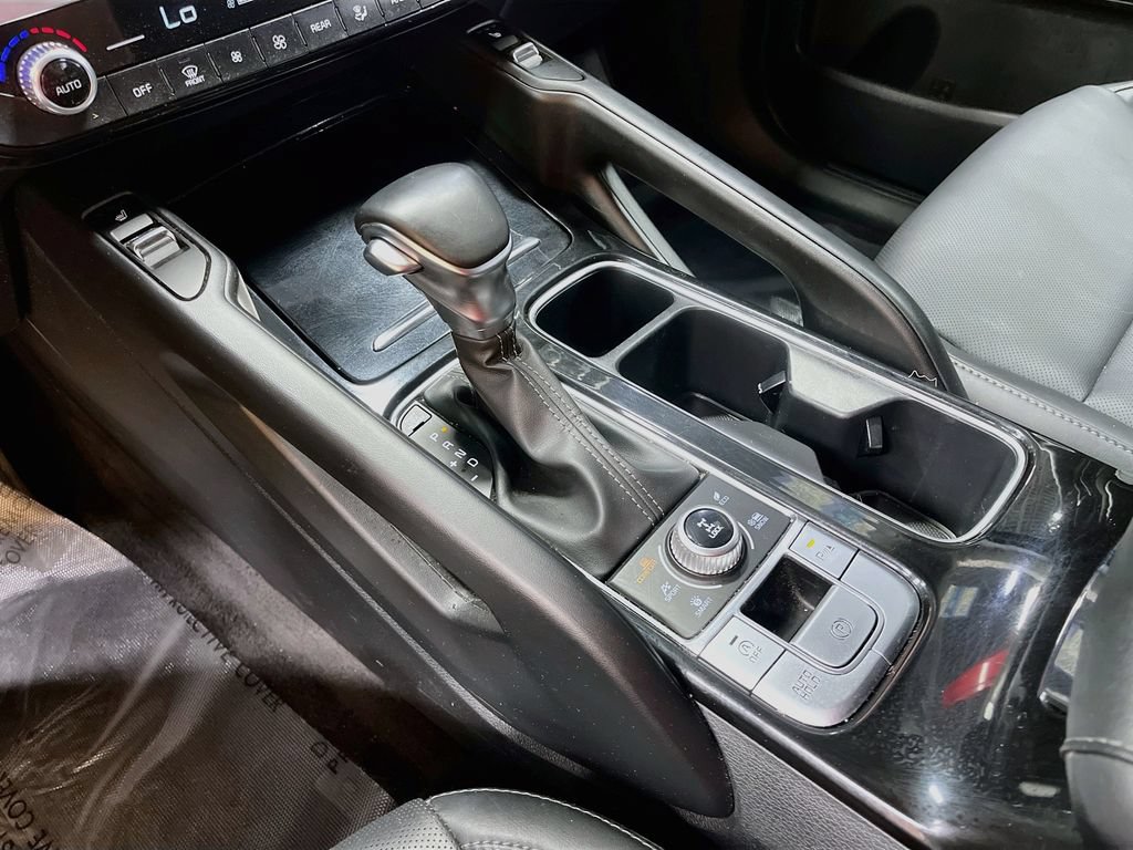 Used 2023 Kia Telluride S AWD/4WD image 17