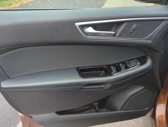 Used 2017 Ford Edge SEL image 12