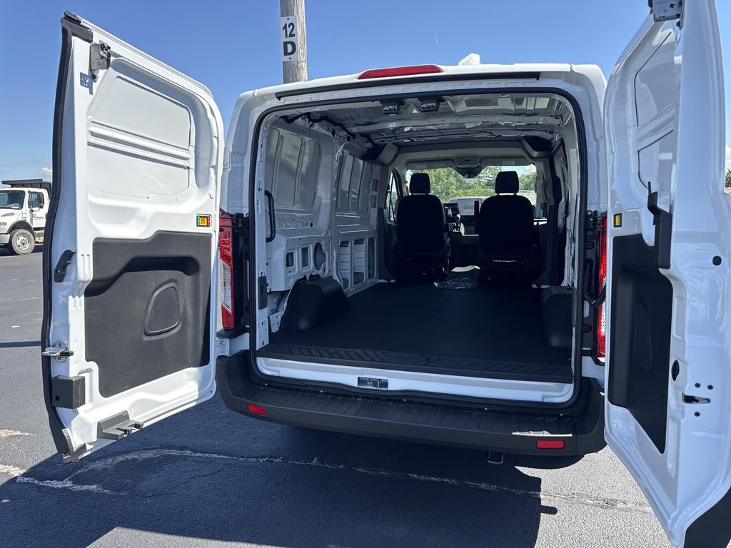 New 2025 Ford Transit 150 Low Roof image 19