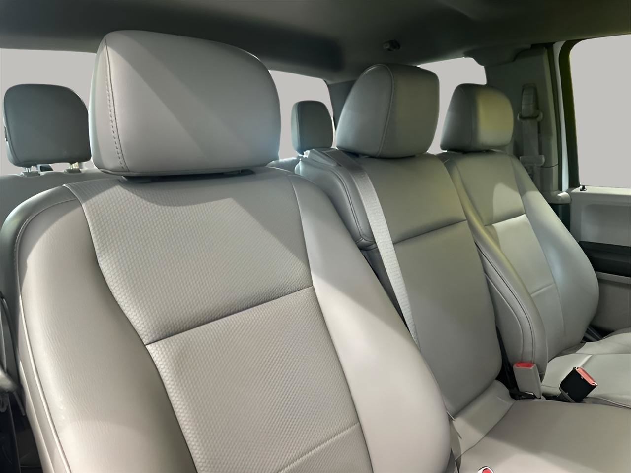 Used 2017 Ford F150 XL w/ Equipment Group 101A Mid AWD/4WD image 18