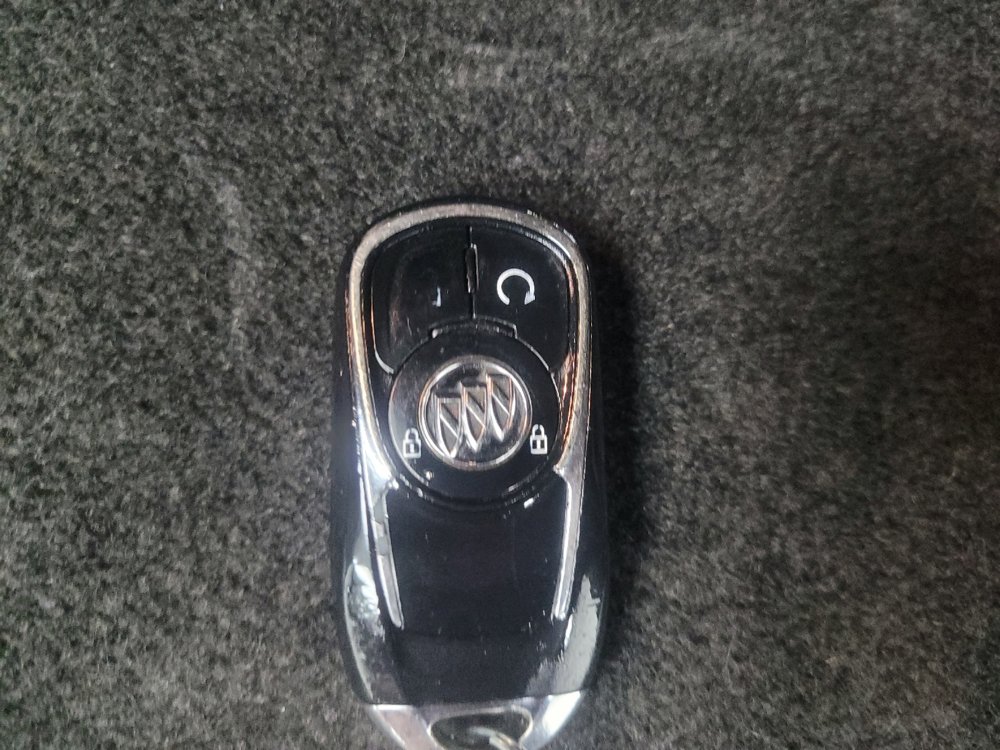 Used 2020 Buick Encore Preferred w/ Safety Package FWD image 32