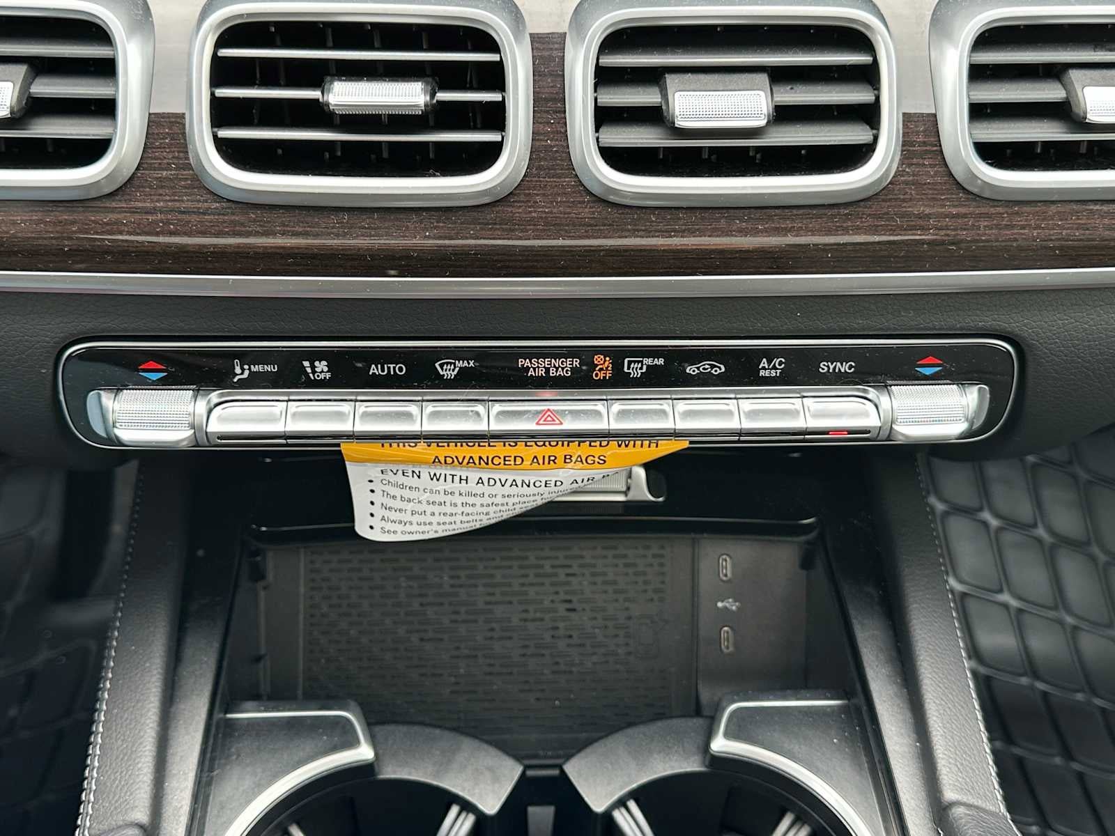 Used 2026 Mercedes-Benz GLS 450 4MATIC image 30