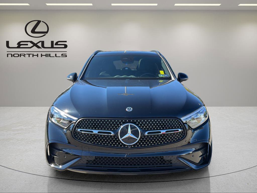 Used 2024 Mercedes-Benz GLC 300 4MATIC image 2