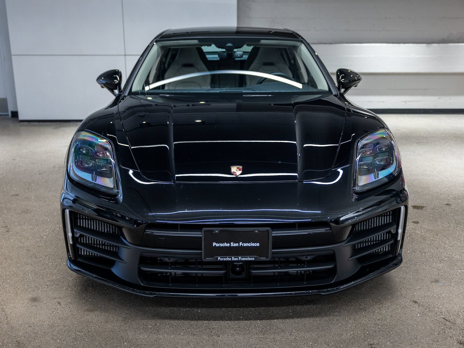 Certified 2025 Porsche Panamera image 12