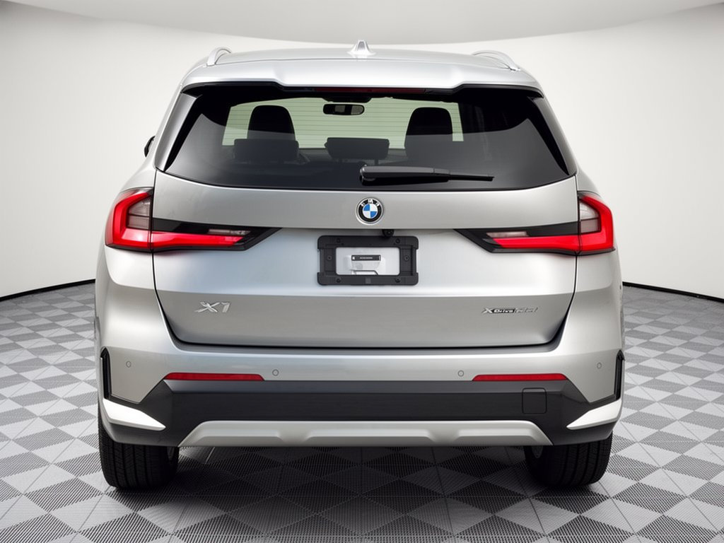 Used 2026 BMW X1 xDrive28i w/ Technology Package AWD/4WD image 11
