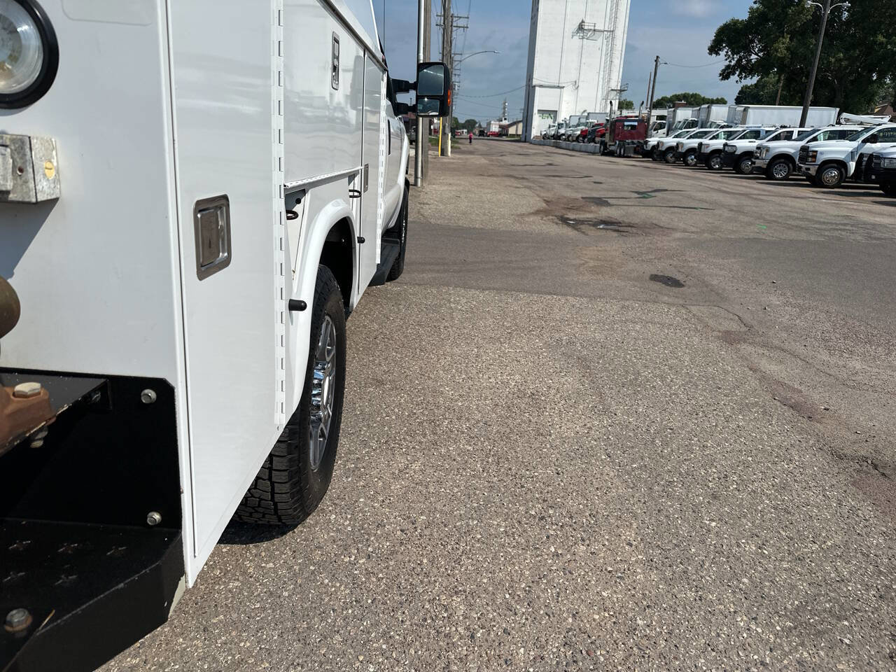 Used 2014 Ford F350 XL image 27