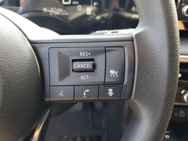 Used 2025 Nissan Kicks S FWD image 28